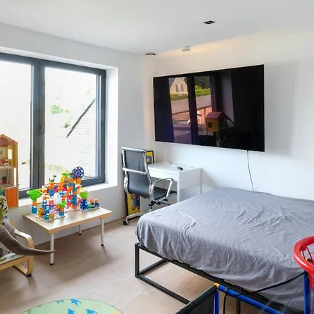 Spacious Family 10 Min From Downtown * גנט